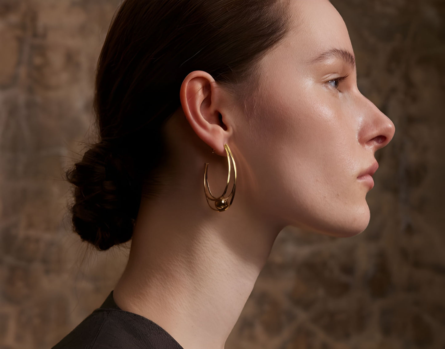 Orecchini Cerchio Huggie Geometrici