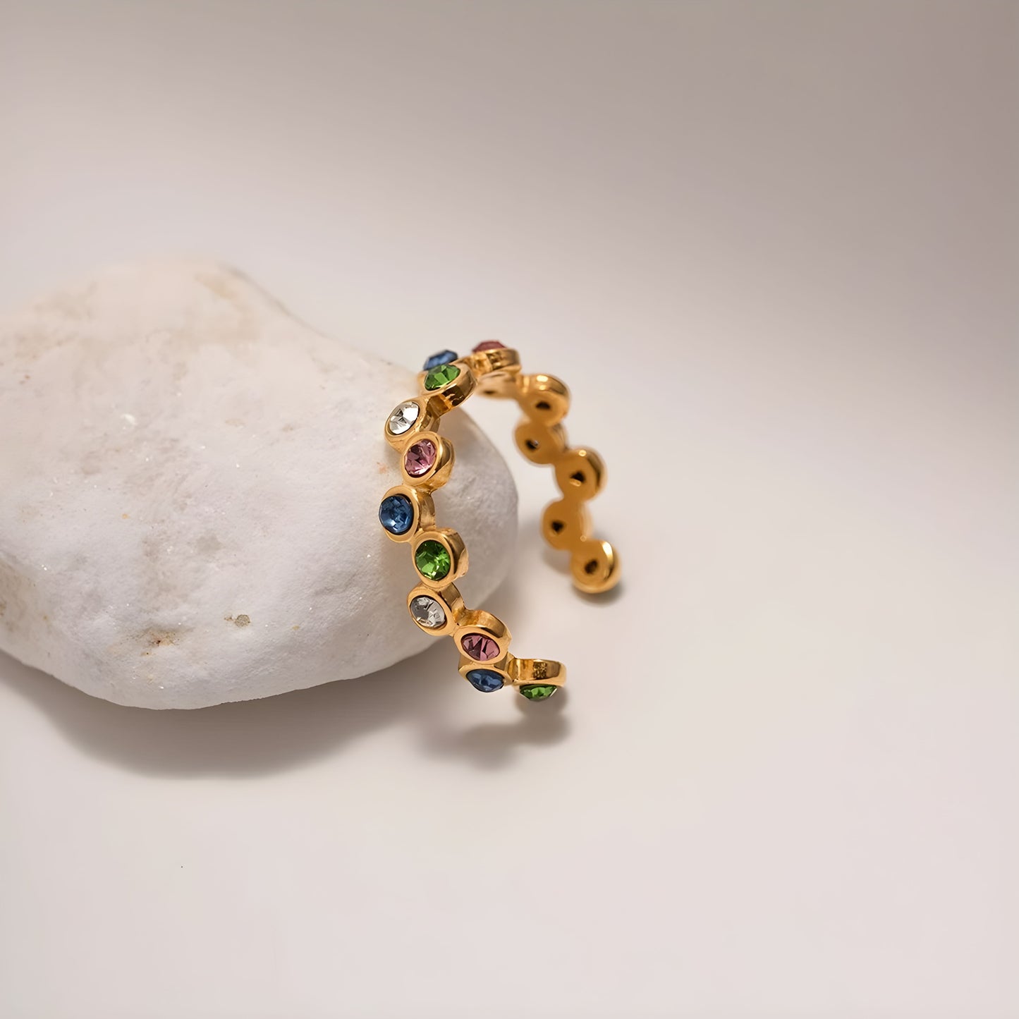 Anello stile Vintage Placcato Oro con Zirconi