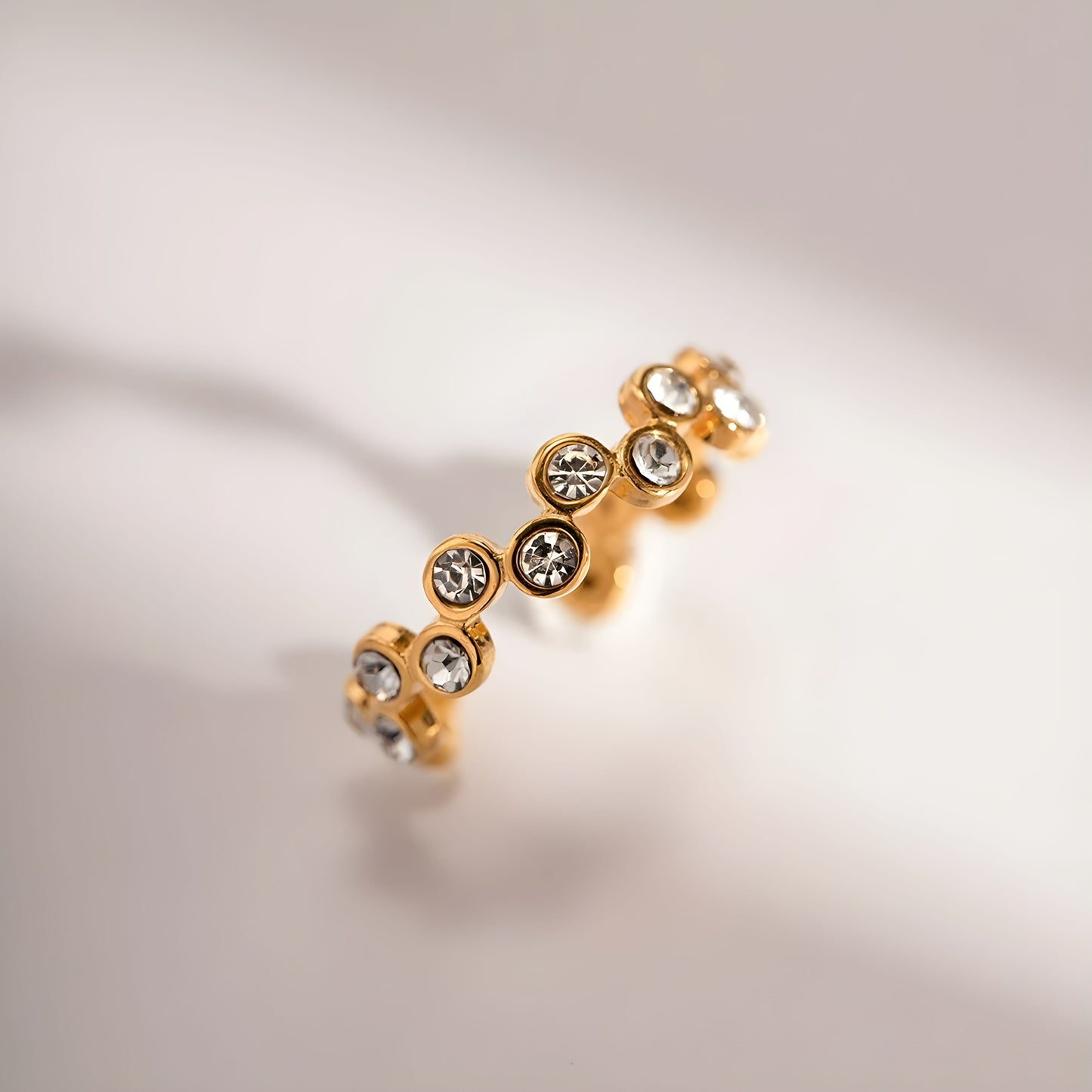Anello stile Vintage Placcato Oro con Zirconi