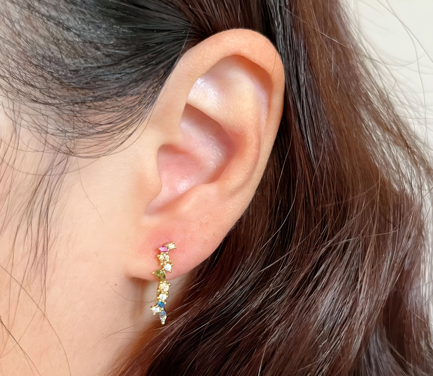 Orecchini Ear Climber Placcato Oro e Argento con Zirconi Arcobaleno